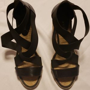 Wedge shoes